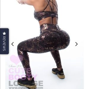 Queen of the jungle joggers